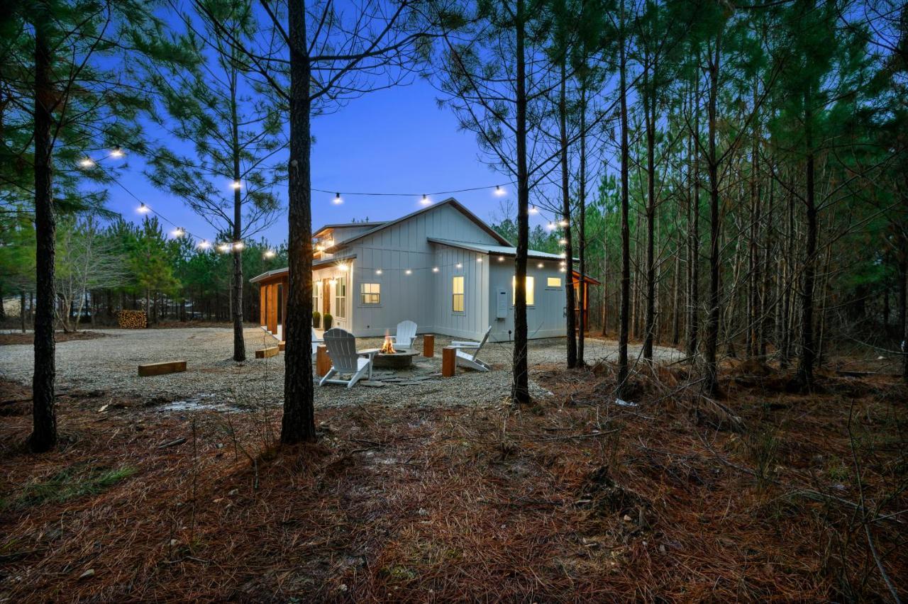 فيلا Bella Luna Cabin - Cozy Farmhouse Cabin, Private Deck, Swing Set, Fire Pit, Hot Tub بروكن بو المظهر الخارجي الصورة