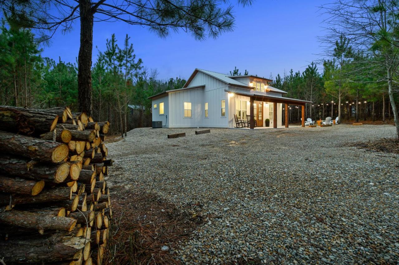 فيلا Bella Luna Cabin - Cozy Farmhouse Cabin, Private Deck, Swing Set, Fire Pit, Hot Tub بروكن بو المظهر الخارجي الصورة